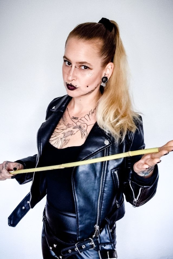 Miss Raven Black